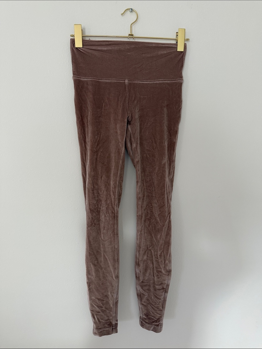 lululemon athletica pink Velvet leggings yoga pants size 6